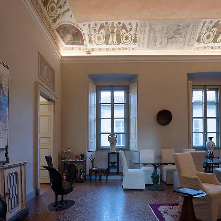 Palazzo Giacometti B&B 피아첸차