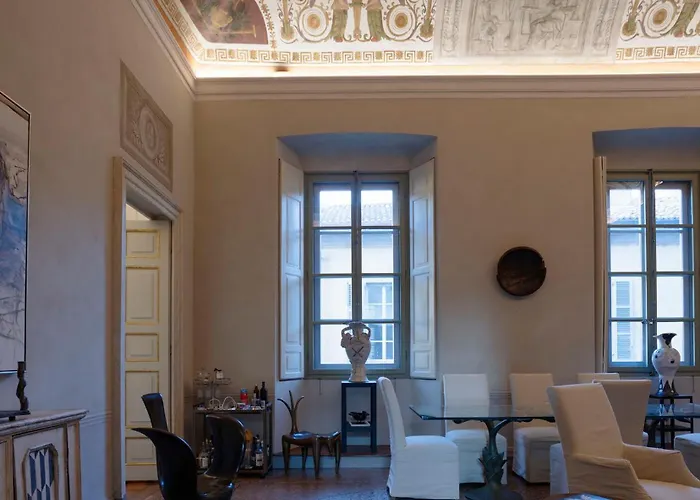 Palazzo Giacometti B&B 피아첸차